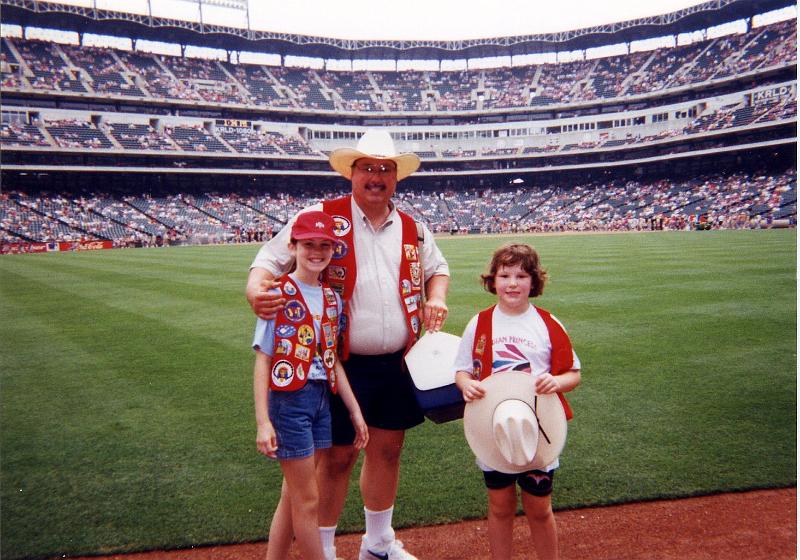 1998 - Indian Princess Texas Rangers Game, Arlington, TX - Gretchen, Marty & Stephanie.jpg - 1998 - Indian Princess Texas Rangers Game, Arlington, TX - Gretchen, Marty & Stephanie